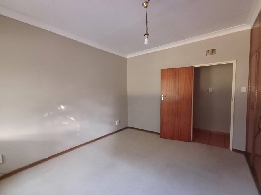 4 Bedroom Property for Sale in Bayswater Free State